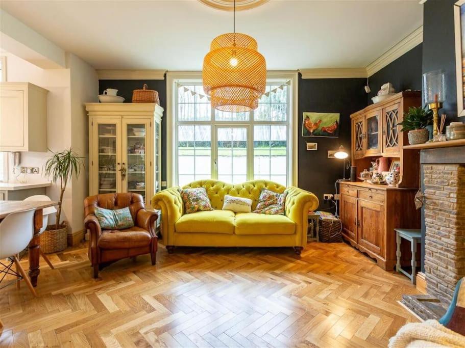 伊尔弗勒科姆Henstridge House别墅 外观 照片