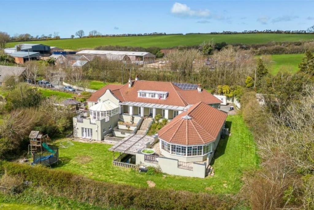 伊尔弗勒科姆Henstridge House别墅 外观 照片